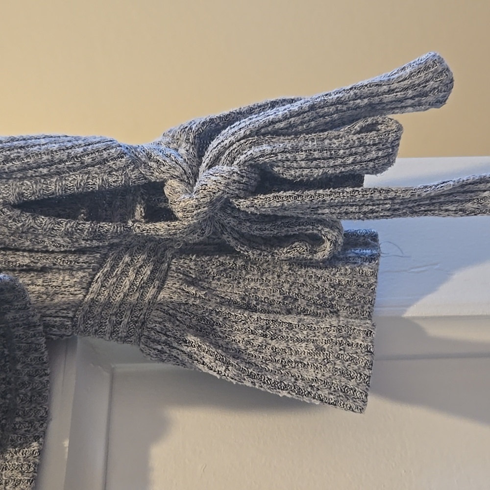 Lucky Brand Heather Gray Knit Top - Picture 3 of 9